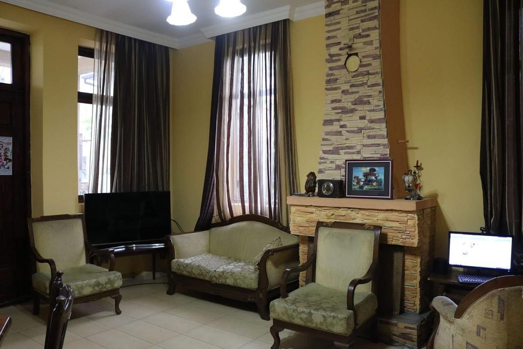 Guest House Barbi Kobuleti Exterior photo